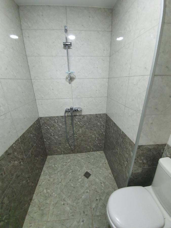 Blossom Hotel Batoumi Extérieur photo